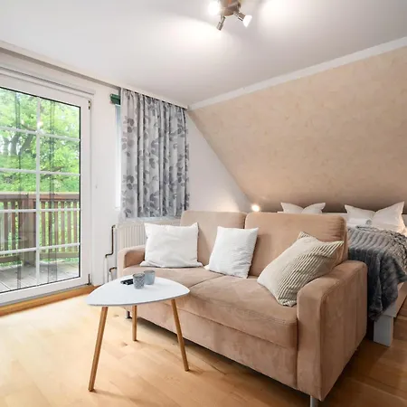 Seebusch Schwarz (Mecklenburgische Seenplatte)